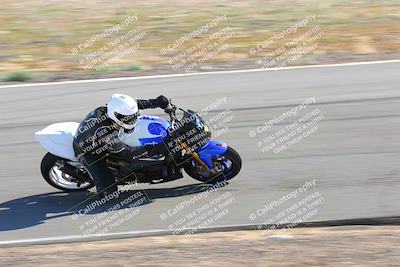 media/Feb-05-2023-Classic Track Day (Sun) [[c35aca4a42]]/Group 2/session 1 turn 9/